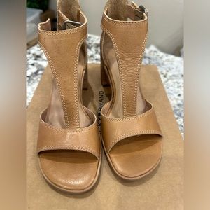 Lucky LK Sabeni Sandal